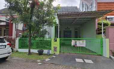 rumah siap huni lokasi di permata jingga malang