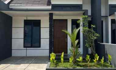 gambar rumah siap huni minimalis lokasi dekat mog