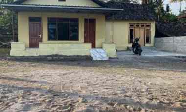 rumah siap huni selesi renovasi view sawah