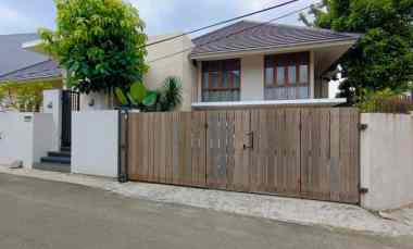 Rumah Siap Huni Semi Furnished di Area Joglo Jakbar