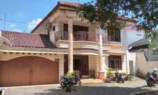 Rumah Strategis Mewah di Banyumanik Semarang