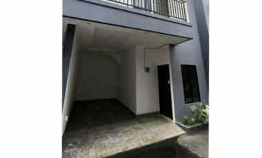 rumah strategis siap huni condet jakarta timur