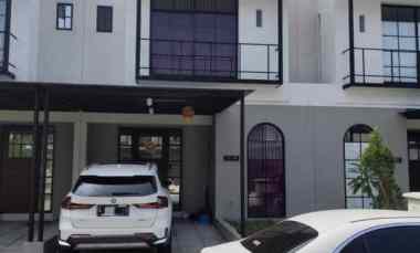 rumah surabaya dijual
