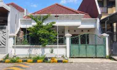 rumah sutorejo selatan butuh renovasi row 2 mobil