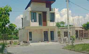 rumah syariah 2 lantai asri di ponorogo