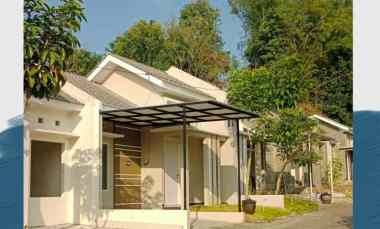 Rumah Syariah Minimalis Asri Ponorogo