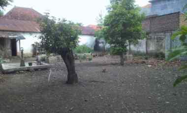 rumah tepi jalan warung dowo