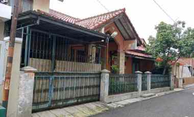 rumah terawat jl mars margahayu raya buahbatu bandung