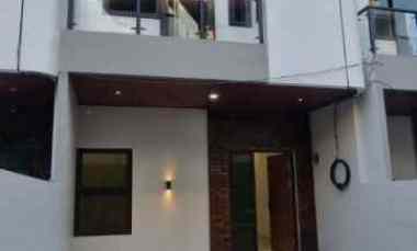 rumah town house 3 lantai