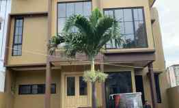 Rumah Baru 2 Lt di Townhouse Kasturi di Kramat Jati Jakarta Timur