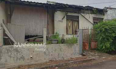 rumah tua hitung tanah termurah di tanah baru rilin