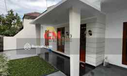 579. Rumah Modern Minimalis di Turangga, Buah Batu - Bandung Pusat