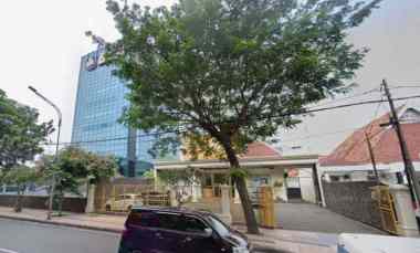 Rumah Usaha Raya Darmo Sebelah KCU BCA Super Strategis