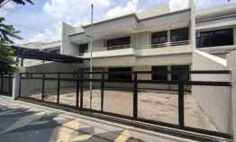 rumah usaha raya dharmahusada cocok untuk segala usaha