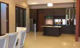 rumah villa artha gading