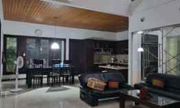 rumah villa artha gading kelapa