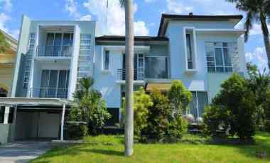 rumah villa bukit regency pakuwon indah strategis