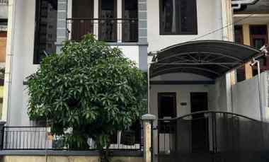 Rumah Disewakan di Villa Klijudan