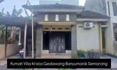 rumah villa krista banyumanik semarang