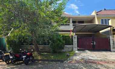 rumah villa riviera pakuwon city strategis siap huni