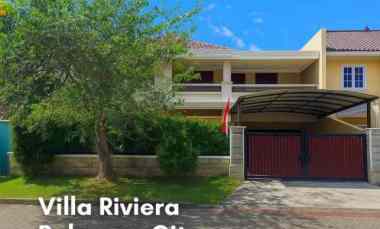 rumah villa riviera pakuwon city strategis siap huni