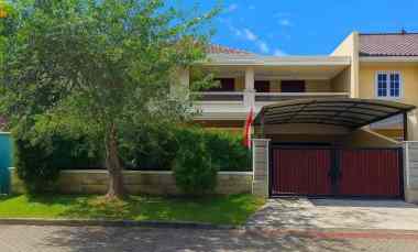 rumah villa riviera pakuwon city strategis siap huni