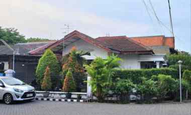 rumah wisma permai strategis row 4 mobil hitung tanah