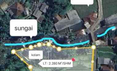 sawah kolam dekat sungai subang jawa barat