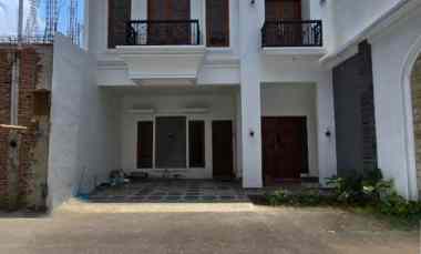 siap huni dalam komplek akses lebar di duren sawit