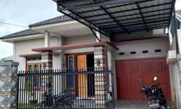 Rumah Dijual di Jalann Hanggar Jalan Paus Pekanbaru