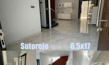 Rumah Dijual di Sutorejo