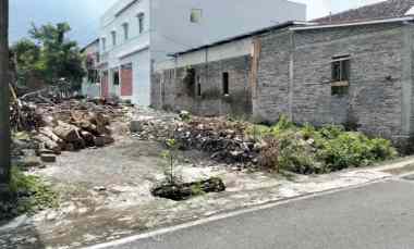 tanah 169m strategis bangun kost solo