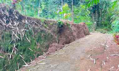 tanah 193m2 datar kawasan wisata kemuning karanganyar