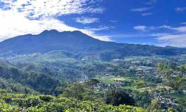 tanah 3780m2 view cantik kemuning karanganyar