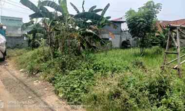 tanah 400 m2 sewa cocok untuk usaha di kalimulya depok