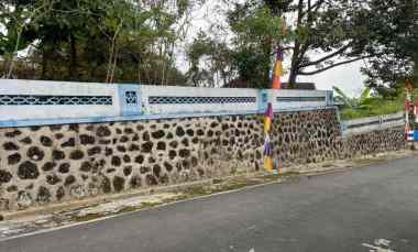 tanah 439m kawasan wisata kemuning cocok untuk villa