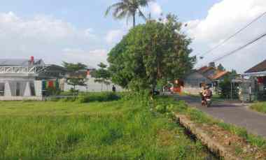 tanah banyuraden dekat playground gamping