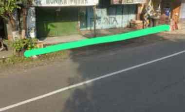 tanah di jalan raya sukoharjo solo