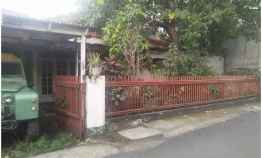 Rumah Tua di Hitung Tanah Lokasi di Jalan Sasak Cipete Jakarta Selatan