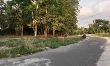 tanah pekarangan shm dekat pasar cebongan sleman