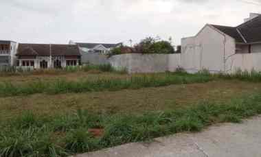 Tanah Pekarangan Utara Tugu Elang Stadion Maguwoharjo