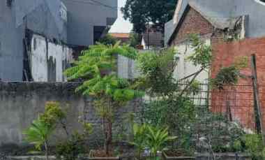 tanah rungkut menanggal surabaya row 2 mobil