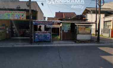 tanah strategis ada rumah lama di pitara depok