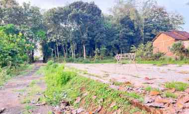 tanah super datar 2000m barat pasar mojogedang