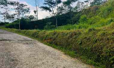 tanah view cantik 2000m 200jt jenawi karanganyar
