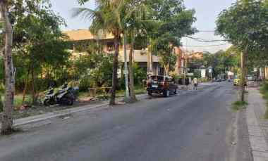 tanah zona pink di jalan utama pantai pererenan bali