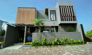villa fully furnish di jakal utara view sawah