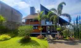 Villa Gaya Industrial View Kota Bandung di Ciumbuleuit