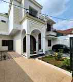 dijual rumah pondok kelapa
