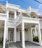 dijual rumah strayegis pondok kopi 78m carpor 1 mobil